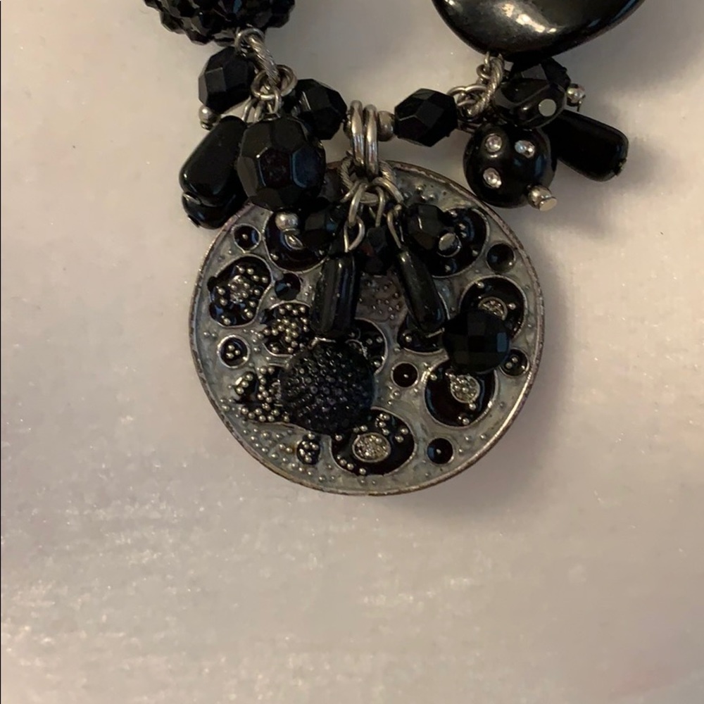 Fun statement necklace - Picture 4 of 4